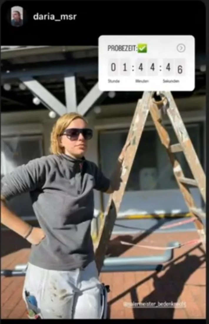 Daria mit Sonnenbrille kurz nach der Probezeit
